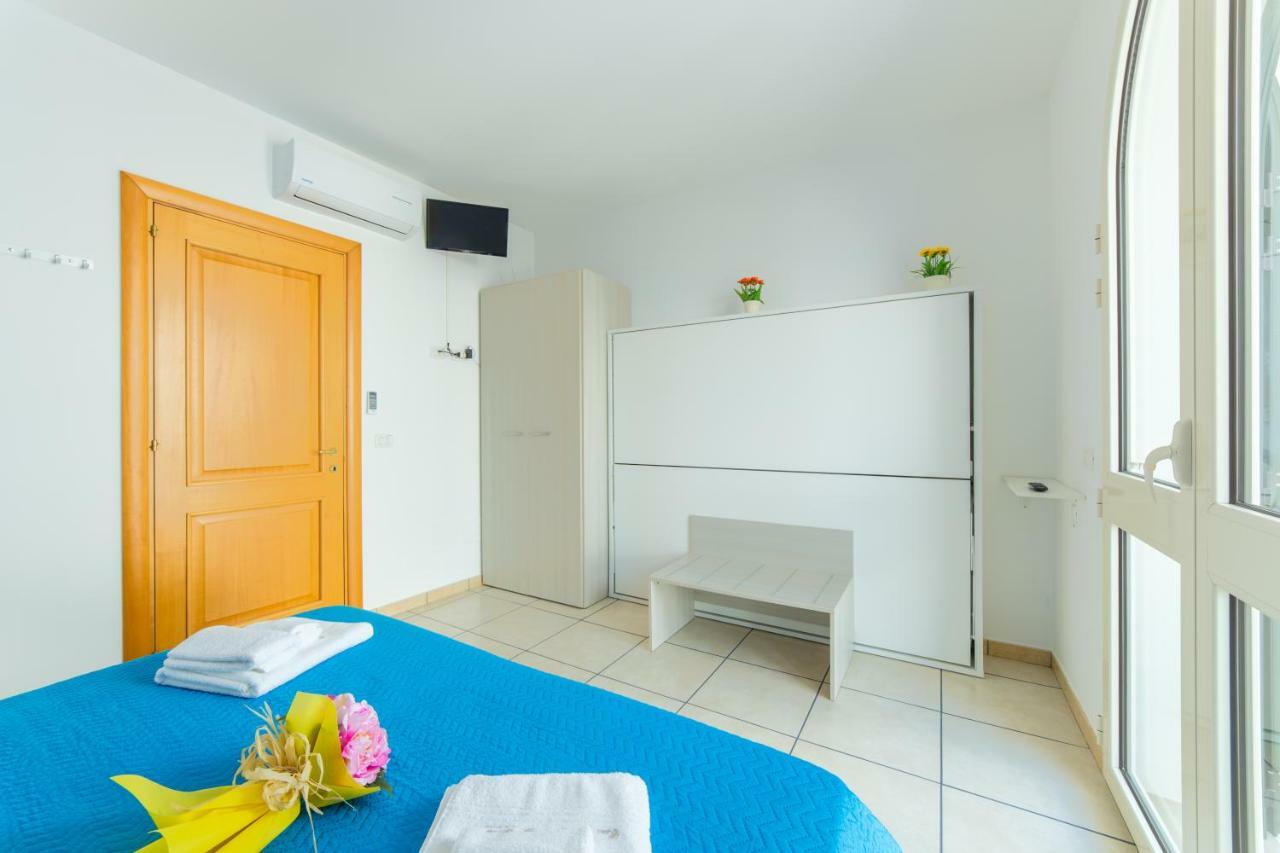 Casa Vacanze Dei Bacini Porto Cesareo Bagian luar foto